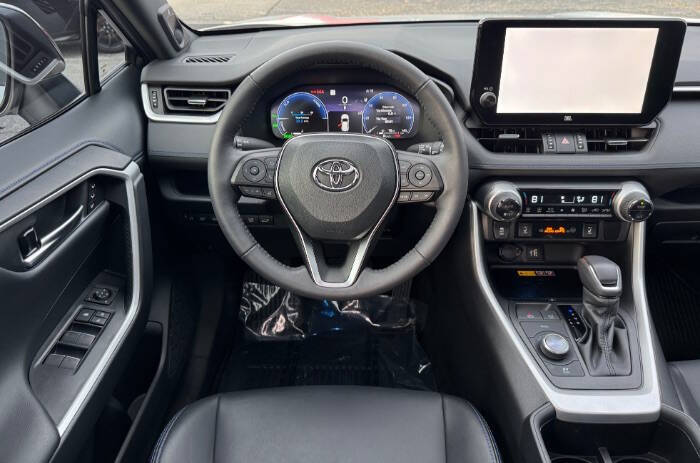 2023 Toyota RAV4 Hybrid XSE