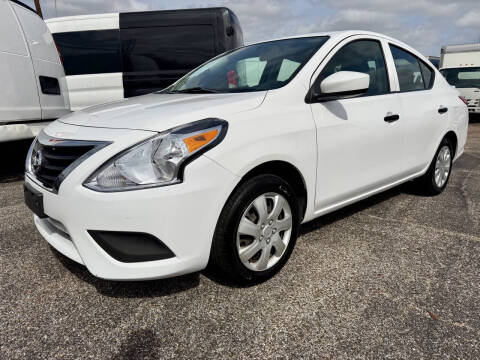 2018 Nissan Versa S Plus