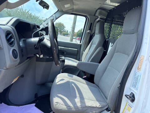 2010 Ford E-Series E-250