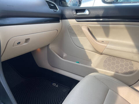 2014 Volkswagen Jetta SportWagen TDI