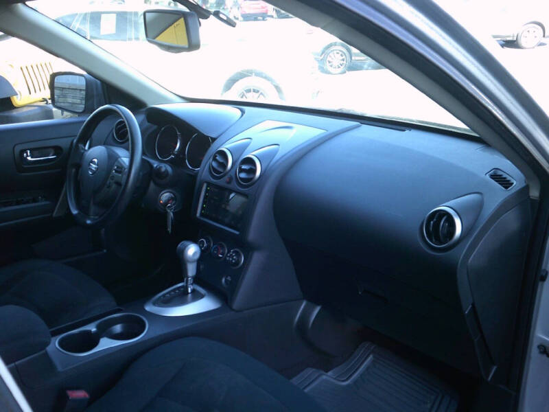 2010 Nissan Rogue S