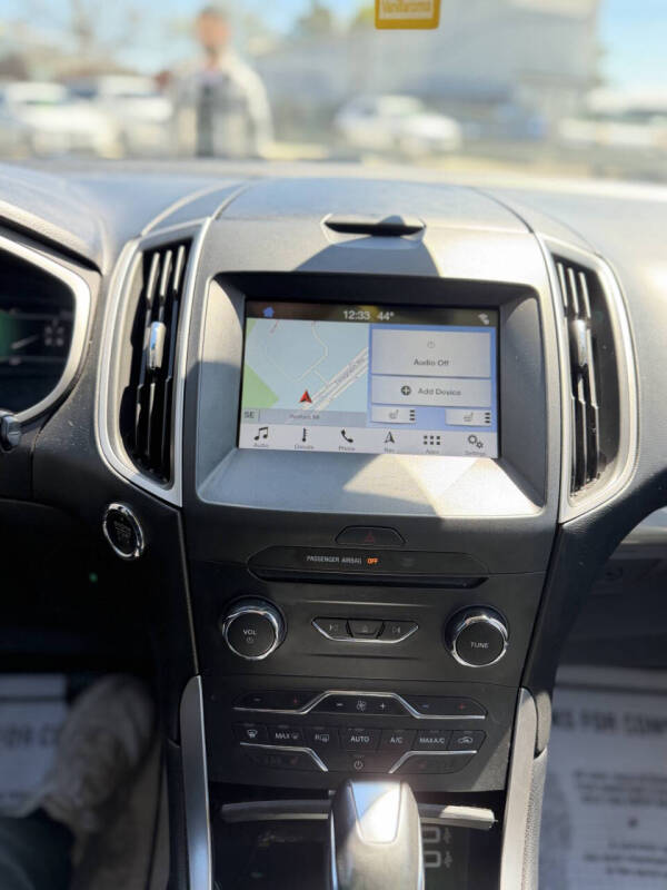 2017 Ford Edge SEL
