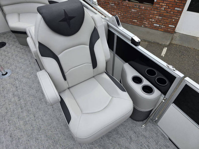 2025 Berkshire 22RFX LE