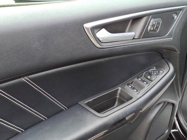 2022 Ford Edge ST