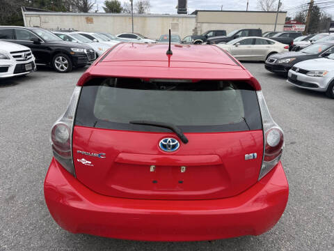 2012 Toyota Prius c One
