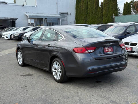 2015 Chrysler 200 LX