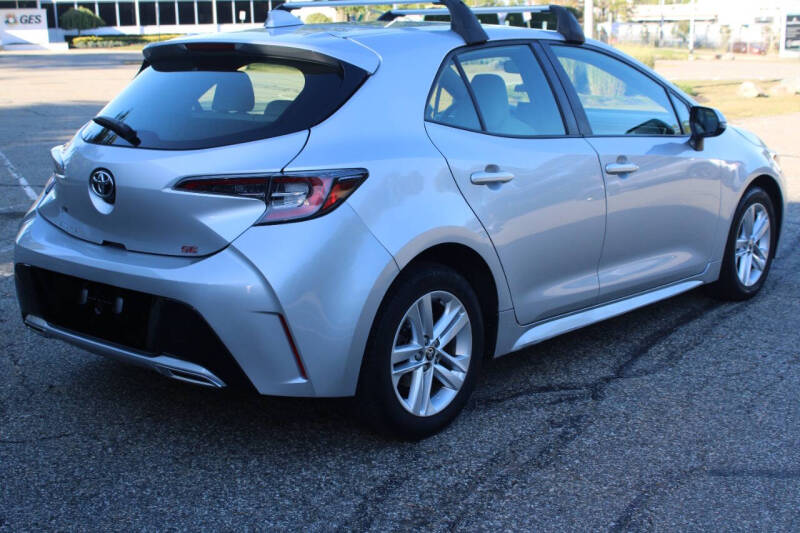 2020 Toyota Corolla Hatchback SE