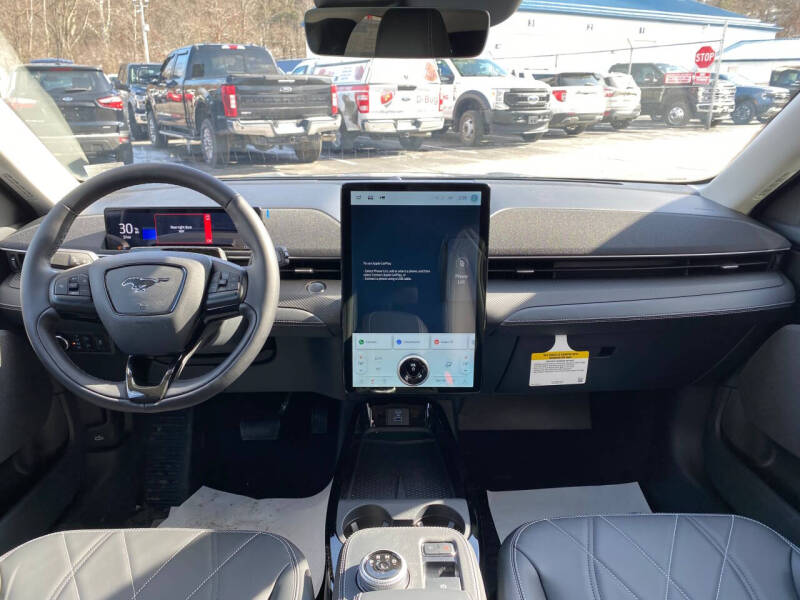 2024 Ford Mustang Mach-E Select