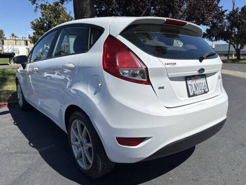 2015 Ford Fiesta SE