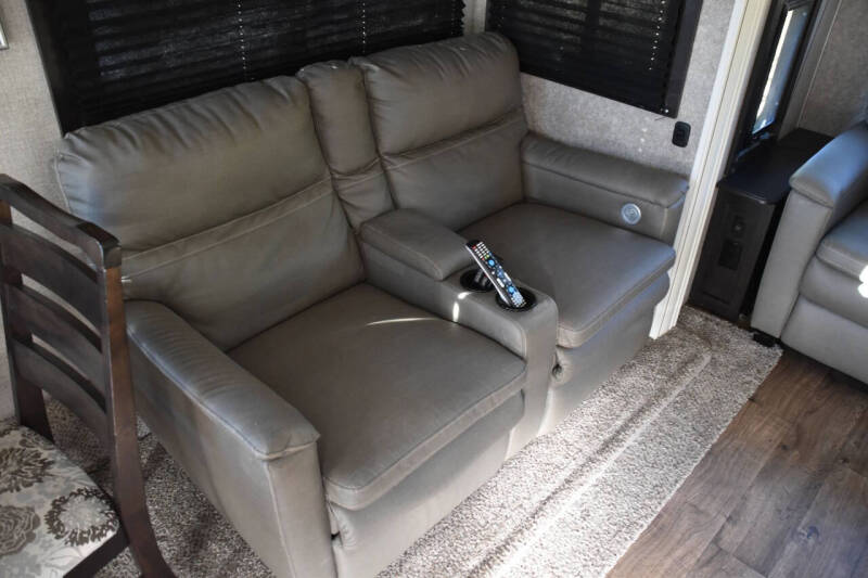 2020 Jayco Eagle HT Fifth Wheel