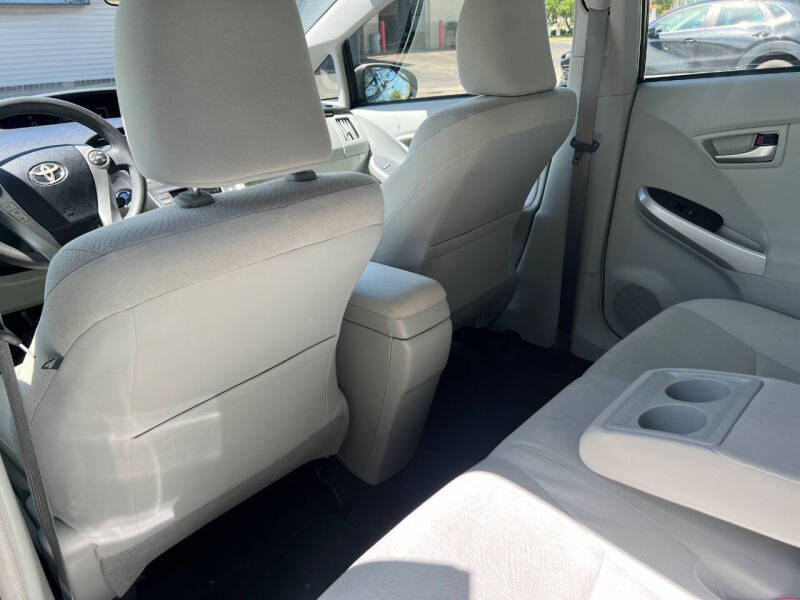 2015 Toyota Prius Three