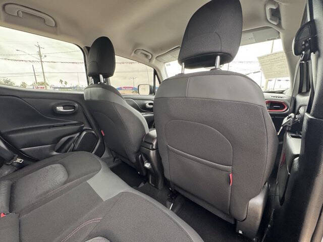 2023 Jeep Renegade Trailhawk