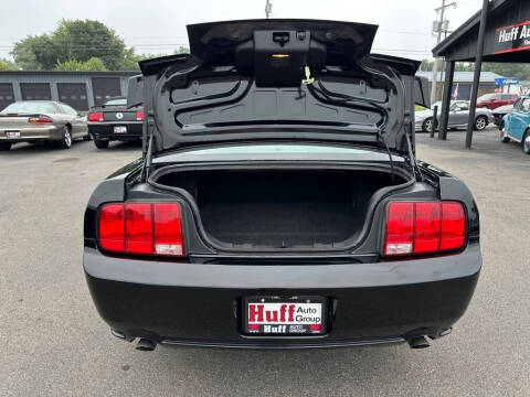 2006 Ford Mustang GT Deluxe