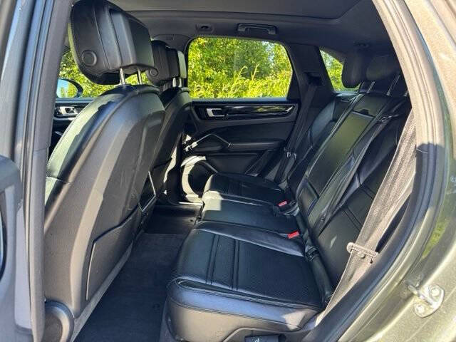 2023 Porsche Cayenne