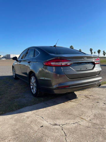 2017 Ford Fusion Hybrid SE