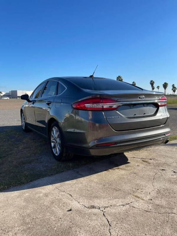 2017 Ford Fusion Hybrid SE