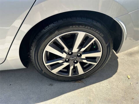 2023 Nissan Versa SV