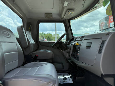 2018 Peterbilt 337