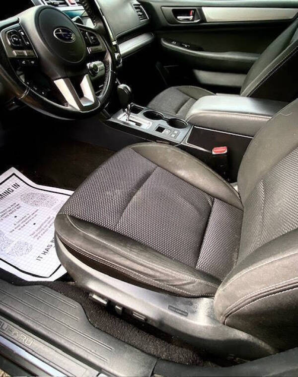 2017 Subaru Outback 2.5i Premium