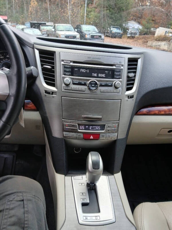 2010 Subaru Outback 2.5i Limited