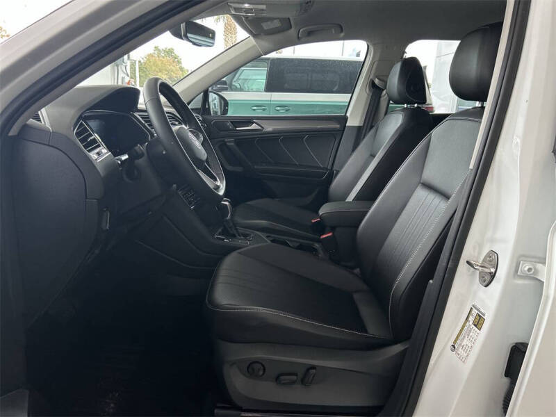 2022 Volkswagen Tiguan SE