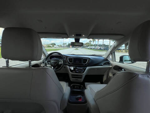 2021 Chrysler Voyager LXi