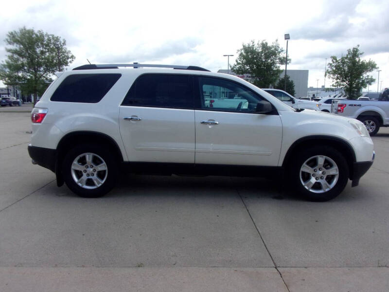 2011 GMC Acadia SLE