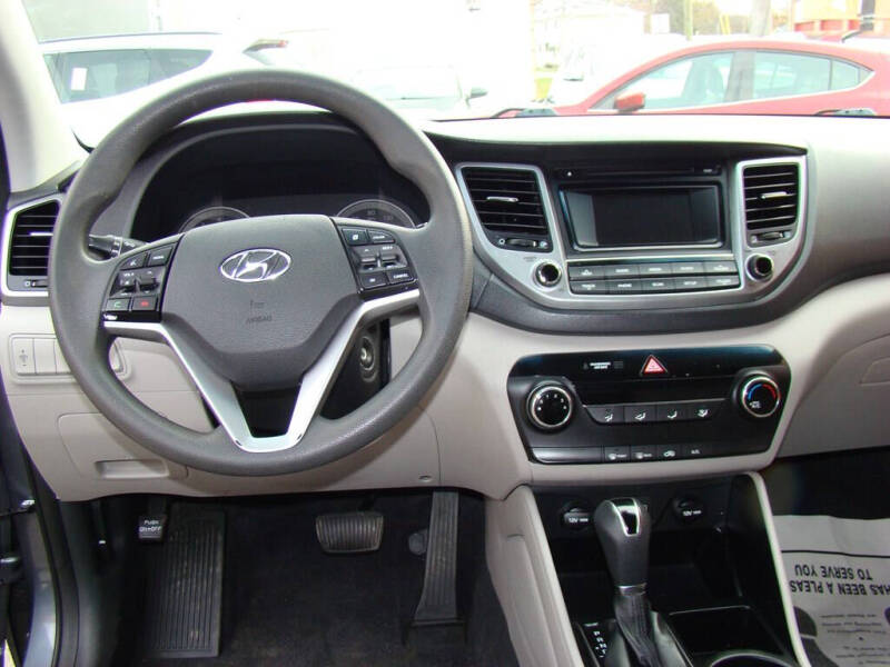 2018 Hyundai Tucson SE photo 11