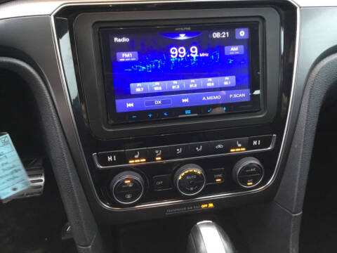 2017 Volkswagen Passat 1.8T R-Line