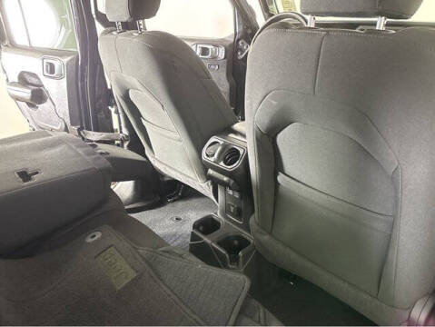 2023 Jeep Gladiator Sport S