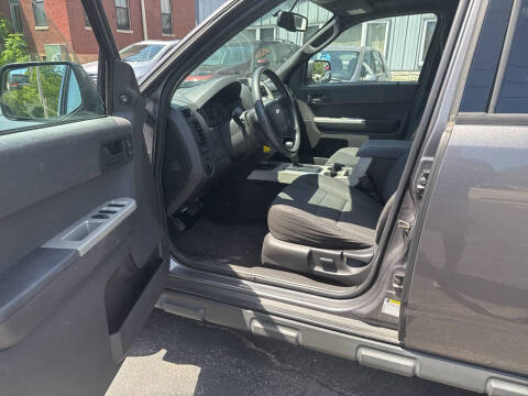 2011 Ford Escape XLT