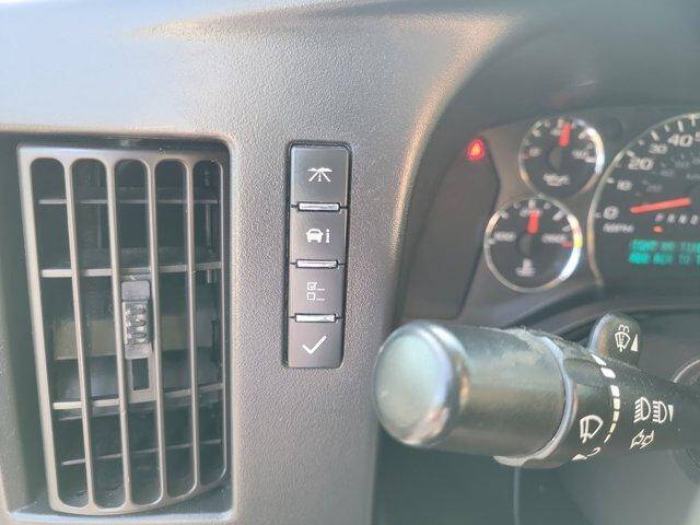 2017 Chevrolet Express 2500