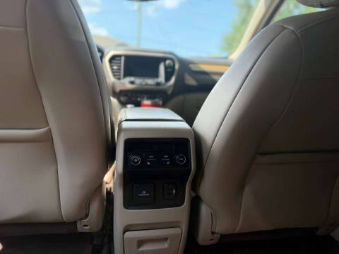 2019 GMC Acadia Denali