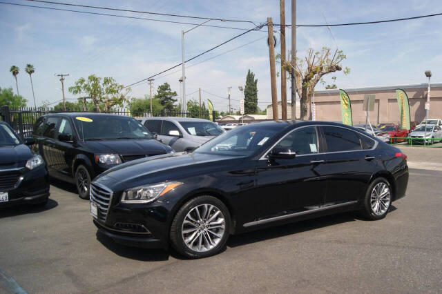 2015 Hyundai Genesis for sale at Auto Plaza in Fresno, CA