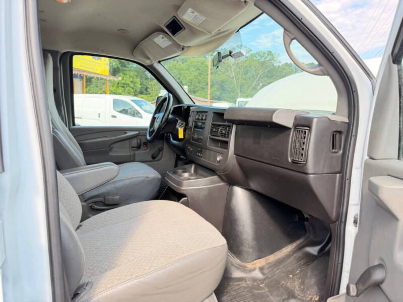 2011 Chevrolet Express LS 1500