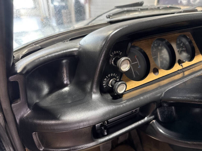 1975 BMW 2002