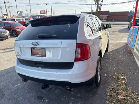 2011 Ford Edge SE