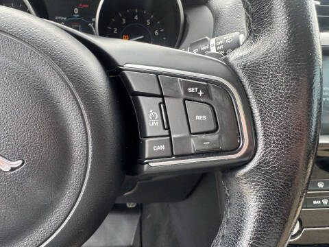 2017 Jaguar F-PACE 35t Premium