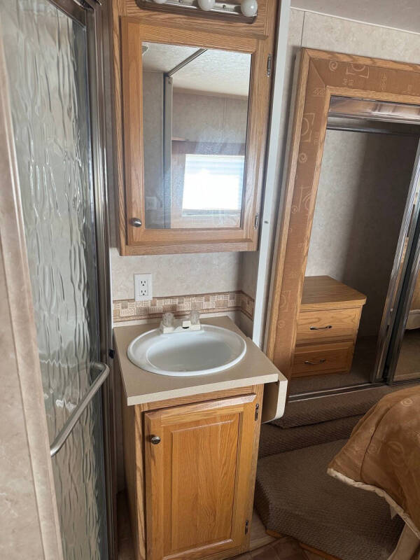 2004 Carriage Compass