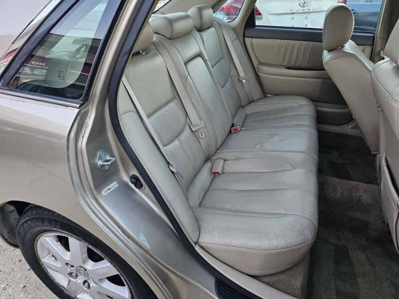 2000 Toyota Avalon XLS