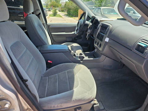 2004 Ford Explorer XLT