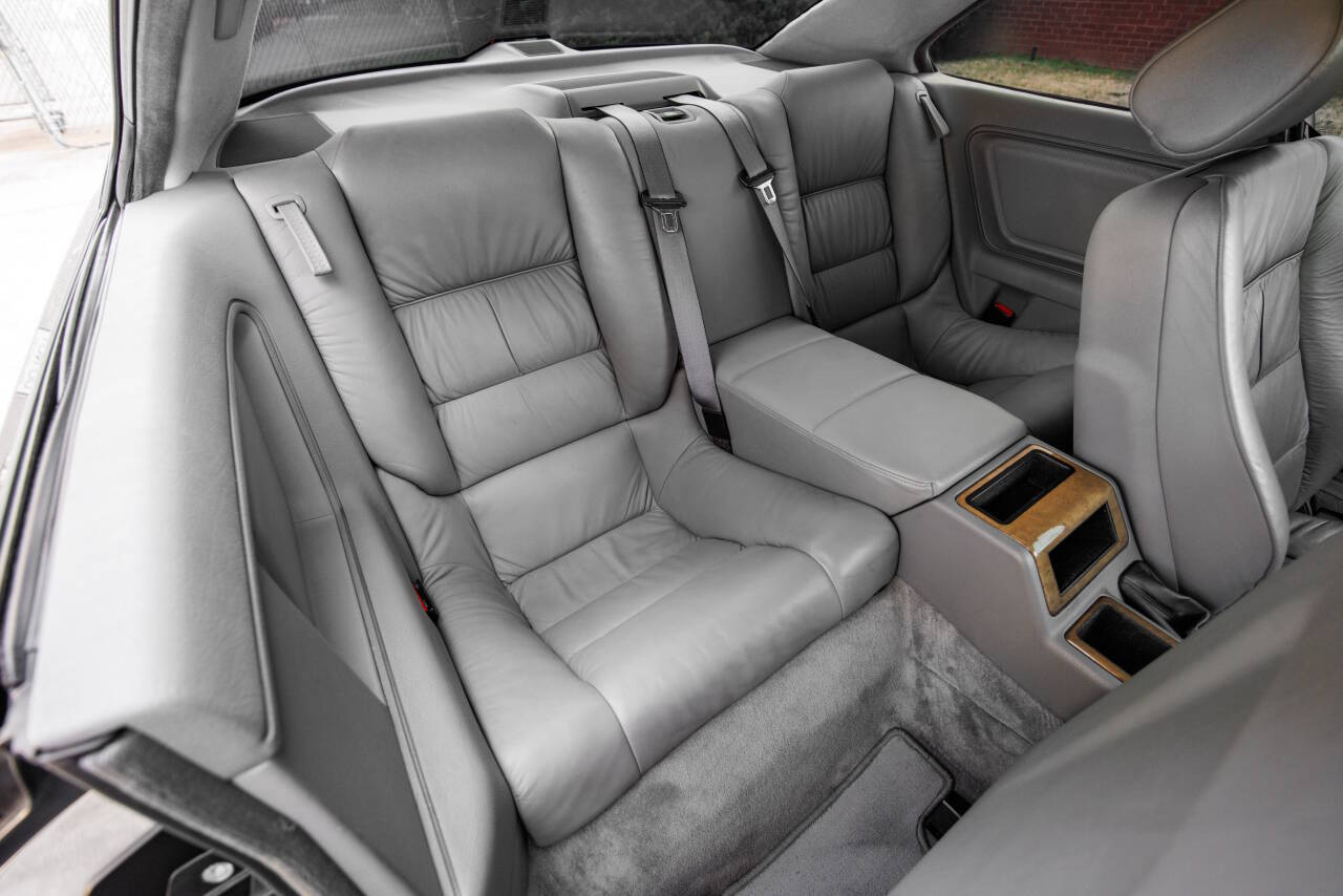 1997 BMW 8 Series 32