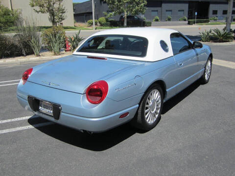 2004 Ford Thunderbird Deluxe