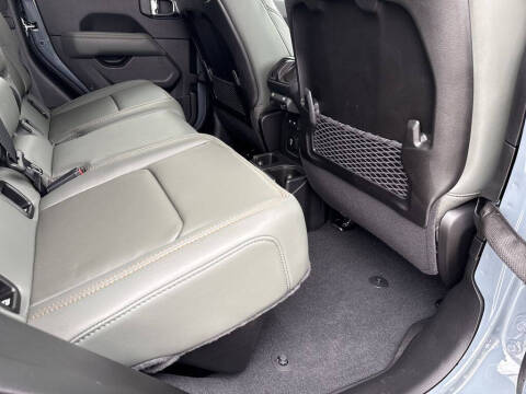 2025 Jeep Gladiator Mojave X