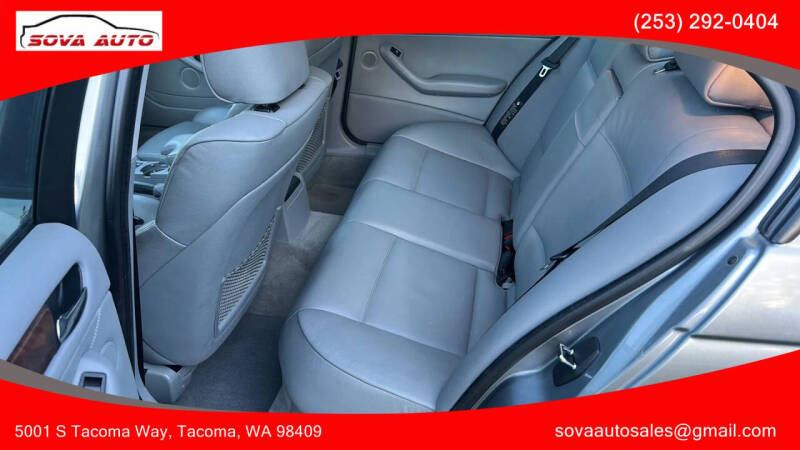 2004 BMW 3 Series 325i