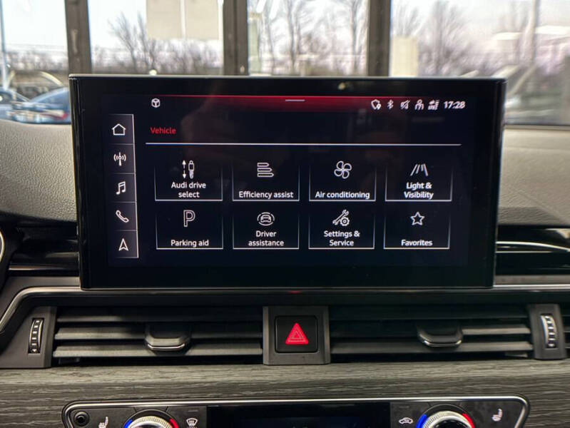 2024 Audi A4 quattro S line Prem Plus 45 TFSI