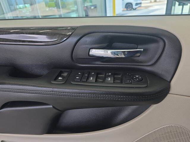 2013 Dodge Grand Caravan Crew