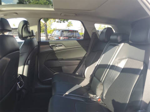 2023 Kia Sportage SX