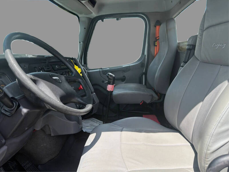 2016 Freightliner M2 112