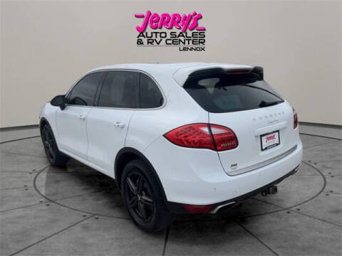 2014 Porsche Cayenne Platinum